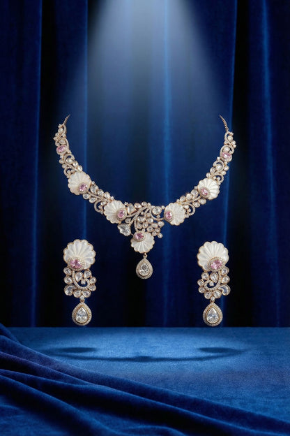 Jewelry Brand Themed Content