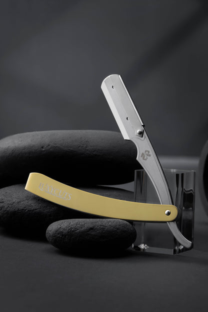 Knife Photography