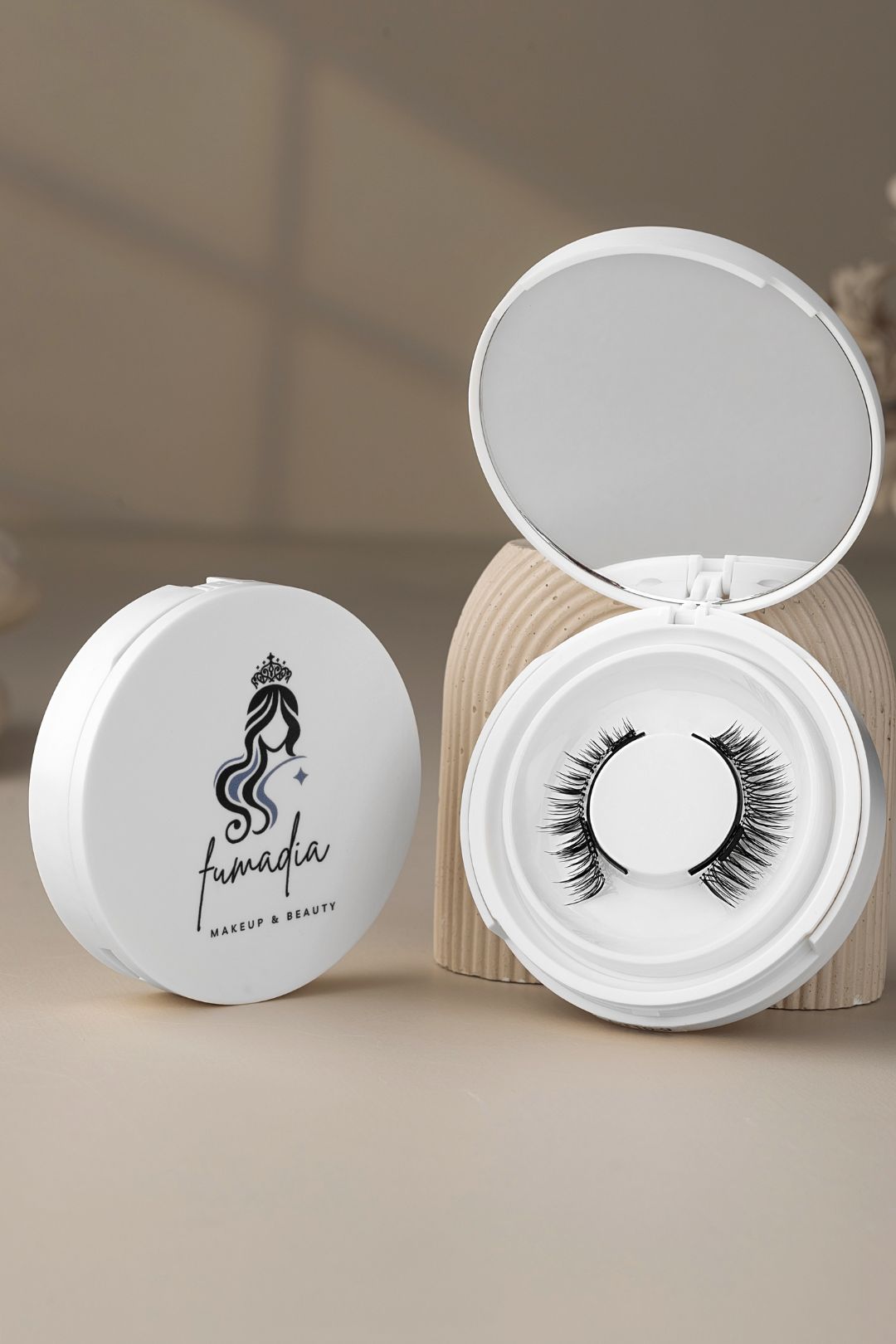 Eye Lashes Product Photography