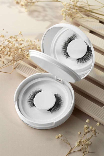 Eye Lashes Product Photography