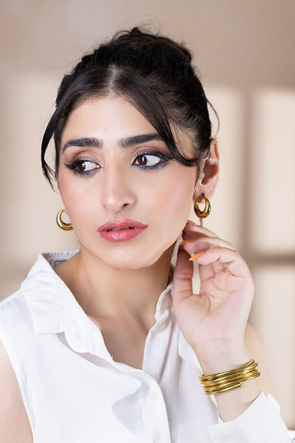 Jewelry Photography With Model